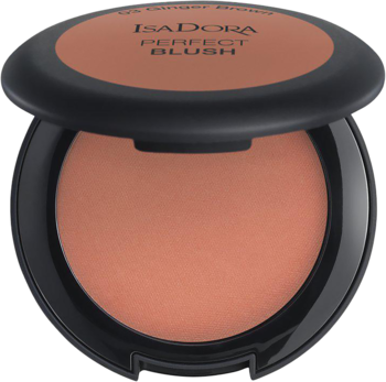 Róż IsaDora Perfect Blush 03 Ginger Brown w otwartym, czarnym kompakcie. Okrągły, matowy róż w odcieniu terakoty.