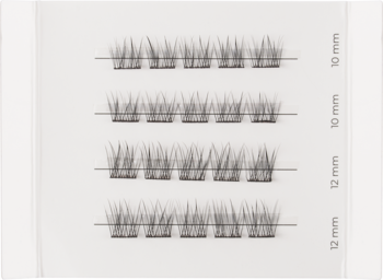 Czarne kępki rzęs NAM Everyday Wisps 10 i 12 mm, ułożone w rzędy na białym tle, widok z góry.