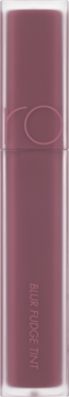 Rom&nd Blur Fudge Tint w odcieniu Mauvish, pionowa butelka z matowym wykończeniem, widok z przodu.