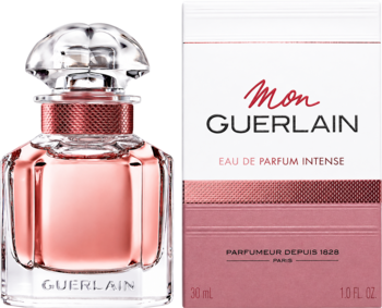 Mon Guerlain Intense orientalno-drzewna woda perfumowana, różowa butelka i biało-różowe pudełko, widok przód.