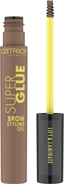 Catrice Super Glue Brow Styling Gel, brązowa butelka z żółtymi napisami, widoczny aplikator ze szczoteczką.