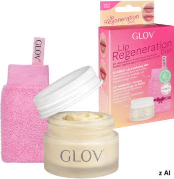 GLOV Lip Regeneration Duo: różowa rękawica Scrubex, otwarty słoiczek z kremowym masełkiem Lip Harmony i opakowanie zestawu na czarnym tle.