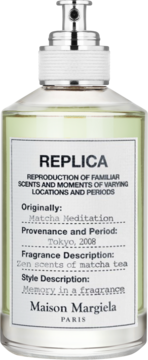 Perfumy Replica Matcha Meditation Maison Margiela, szklana butelka z zielonym płynem i etykietą, widok z przodu.