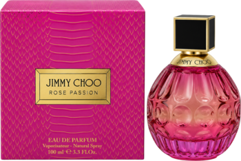 Jimmy Choo Rose Passion EDP 100ml. Widok z przodu: fuksjowe pudełko w wężowy wzór i fasetowana butelka.