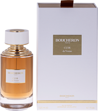 Butelka Boucheron Cuir De Venise EDP 125 ml z bursztynowym płynem i białe pudełko, widok z przodu.