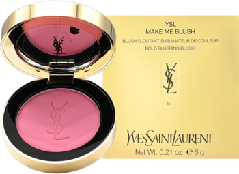 Yves Saint Laurent Make Me Blush Pink Voltage – otwarty róż w złotej puderniczce obok opakowania.