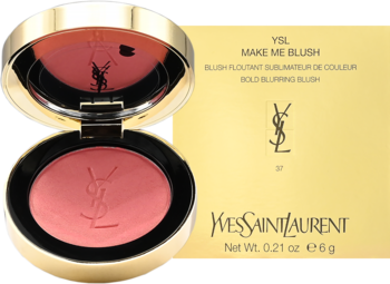 Róż Make Me Blush YSL w złotym, otwartym kompakcie, różowy odcień Restless Rose, matowe wykończenie, z pudełkiem w tle.