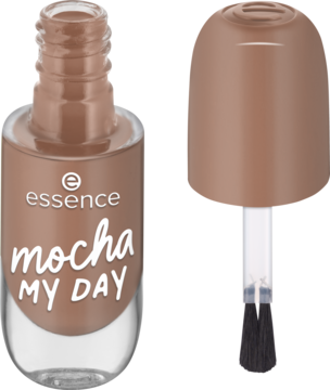 Otwarta butelka lakieru Essence gel nail color 83 mocha MY DAY, w ciepłym brązie, z pędzelkiem obok.