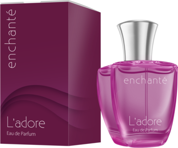 enchanté L'adore Eau de Parfum w fuksjowej butelce z srebrną nakrętką, obok purpurowego pudełka, widok z przodu.