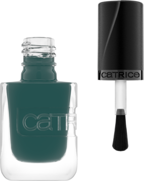 Głęboki turkusowy lakier żelowy Catrice Gel Affair Spill The Tea-l, butelka i czarny pędzelek.