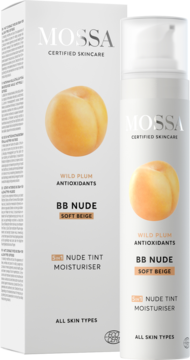 Krem BB Mossa BB Nude Soft Beige w białej butelce z pompką, obok pudełka z grafiką dzikiej śliwki.