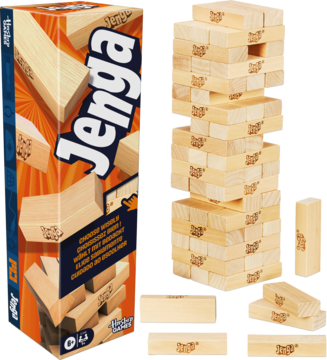 Zestaw Jenga: pudełko z logo po lewej, po prawej chwiejna wieża z jasnych, drewnianych klocków.