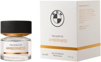 BMW The Scent of Amberness, woda perfumowana 50ml. Widok z przodu butelki z czarną nakrętką i białego pudełka z logo BMW.