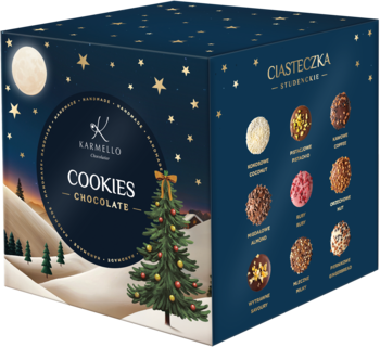 Granatowe pudełko Karmello Cookies Chocolate, widok z przodu i boku. Motyw zimowy z choinką, księżycem i smakami ciasteczek.
