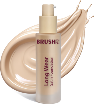 Długotrwały podkład BRUSH! Long Wear Satin Foundation w beżowej butelce z pompką na tle smugi.