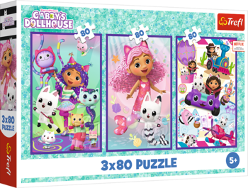 Zestaw 3 puzzli Trefl Gabby's Dollhouse 3x80 w białym pudełku, widok z przodu, kolorowe sceny z bohaterami.