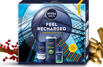 Niebieski zestaw NIVEA MEN FEEL RECHARGED Performance Set z 3 kosmetykami męskimi, widok z przodu.