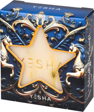 Świąteczne mydło w kostce Yesha Biała Herbata, w niebieskim pudełku ze złotymi zdobieniami i wycięciem w kształcie gwiazdy.