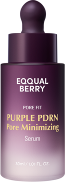 Fioletowe serum Eqqual Berry PORE FIT PURPLE PDRN w butelce z zakraplaczem, minimalizujące pory, widok z przodu.