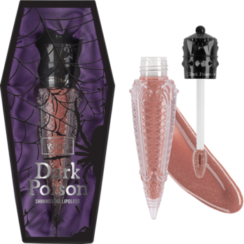 Błyszczyk Dark Poison w beżowym odcieniu, w butelce w kształcie kręgosłupa, obok fioletowego pudełka-trumny.