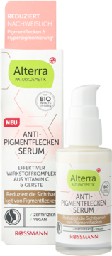 Alterra Anti-Pigmentflecken Serum: białe opakowanie i butelka z pompką, z wit. C i jęczmieniem, redukuje przebarwienia.