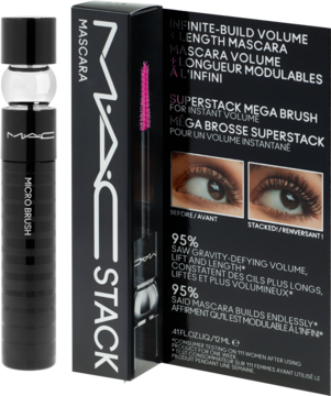 MAC Stack tusz do rzęs: czarna tubka Micro Brush i otwarte pudełko z reklamami objętości i długości.