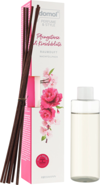 Domol Perfume & Style Peony & Cherry Blossom zestaw: białe opakowanie z kwiatami, ciemne patyczki, butelka uzupełniająca.