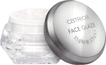 Catrice Face Glaze w przezroczystym, fasetowanym słoiczku, otwarta srebrna nakrętka z widocznym napisem.