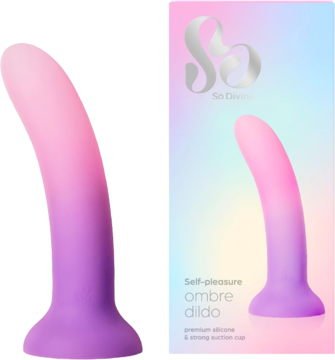Różowo-fioletowe dildo ombre z silikonu, zakrzywione, obok pastelowego pudełka So Divine. Z przyssawką.