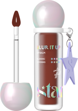 Balsam do ust Blur It Up Star w brązowym odcieniu, butelka z perłowym korkiem i aplikatorem, fioletowy brelok.