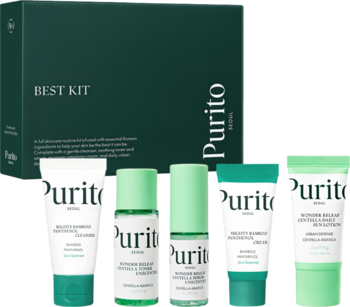Purito Seoul Best Kit: Ciemnozielone pudełko i pięć białych/zielonych produktów do twarzy Centella/Bamboo, widok z przodu.
