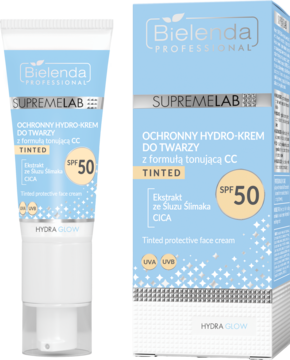 Bielenda Supremelab krem do twarzy z CC SPF 50 TINTED, błękitne opakowanie i butelka z pompką, widok z przodu.