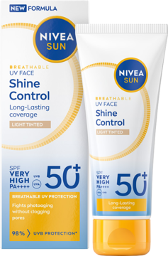 NIVEA SUN UV Face Shine Control SPF 50+ PA++++, matujący krem lekko barwiony, biała tubka z pudełkiem.