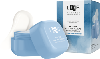 AA LAAB Milky Waterfall Hydration, otwarta baza nawilżająca w niebieskim słoiczku, obok kartonowe opakowanie.