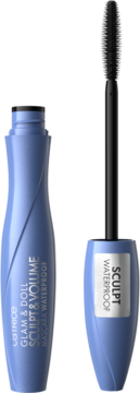 Mascara Catrice Glam & Doll Sculpt & Volume Waterproof w niebieskiej tubie, obok otwarta szczoteczka z czarnym tuszem.