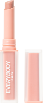 Otwarta pomadka Velvet Matte Everybody London, cielisty nude, w przezroczystej obudowie, obok zakrętka.