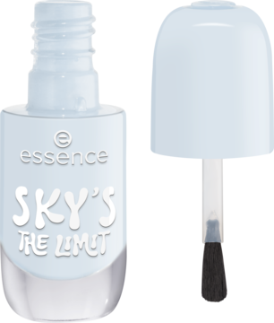 Otwarty flakonik żelowego lakieru essence SKY'S THE LIMIT 31 w pastelowym błękicie, z widocznym pędzelkiem.
