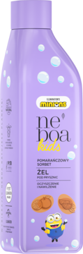 Żel pod prysznic Neboa Kids Pomarańczowy Sorbet w fioletowej butelce z Minionkiem, bąbelkami i plastrami pomarańczy.