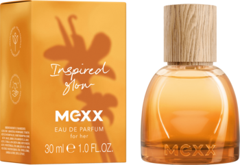 MEXX Inspired Glow woda perfumowana 30ml, bursztynowy flakon z drewnianym korkiem obok pudełka z motywem roślinnym.