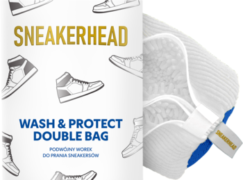 Opakowanie SNEAKERHEAD WASH & PROTECT DOUBLE BAG z grafiką sneakersów i biały worek do prania obuwia z metką.