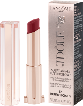 Otwarty nawilżający balsam do ust Lancôme Idôle Lip 57 BERRYLICIOUS, intensywny berry, obok opakowania.