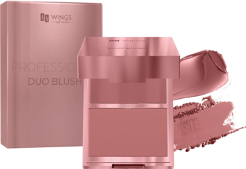 Professional Duo Blush Wings. Różany kompakt z dwiema formułami i pędzelkiem, obok różowe pudełko.