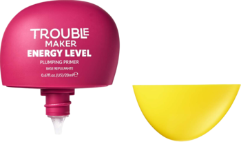 Różowa baza Trouble Maker Energy Level z pompką, obok żółty żel. Nawilżająca żelowa formuła, naturalne wykończenie.