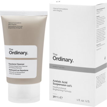 The Ordinary Squalane Cleanser w beżowej tubie i biały kartonik Azelaic Acid Suspension 10%.