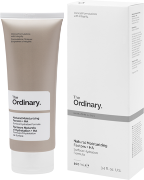 Krem nawilżający The Ordinary Natural Moisturizing Factors + HA w beżowej tubce obok białego pudełka, front.