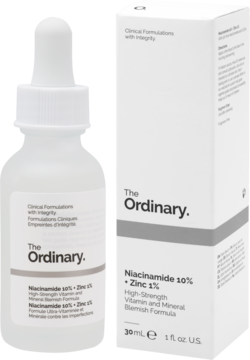 The Ordinary Niacinamide 10% + Zinc 1% serum w białej butelce z pipetą i kartonowym opakowaniu, widok z przodu.