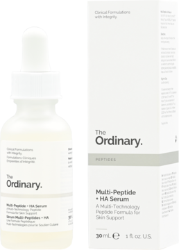 The Ordinary Multi-Peptide + HA Serum w białej butelce z pipetą obok kartonika, widok z przodu na białe opakowanie.