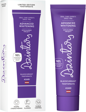 Fioletowa pasta do zębów Dzintars Advanced Whitening Blackcurrant w tubce i kartoniku, widok z przodu.