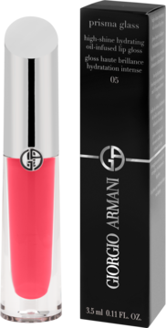 Błyszczyk Giorgio Armani Prisma Glass 05 w przezroczystej butelce z koralowym odcieniem, obok czarnego opakowania.