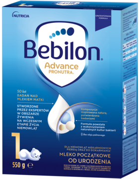 Bebilon 1 Advance Pronutra, mleko początkowe 550g w niebieskim pudełku z białym misiem, widok lekko z boku.